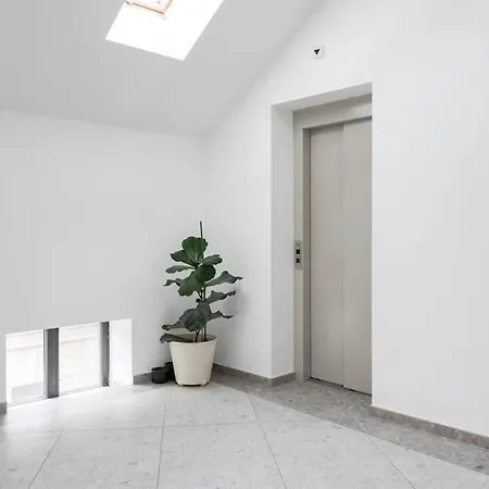 Apartment The Elegance